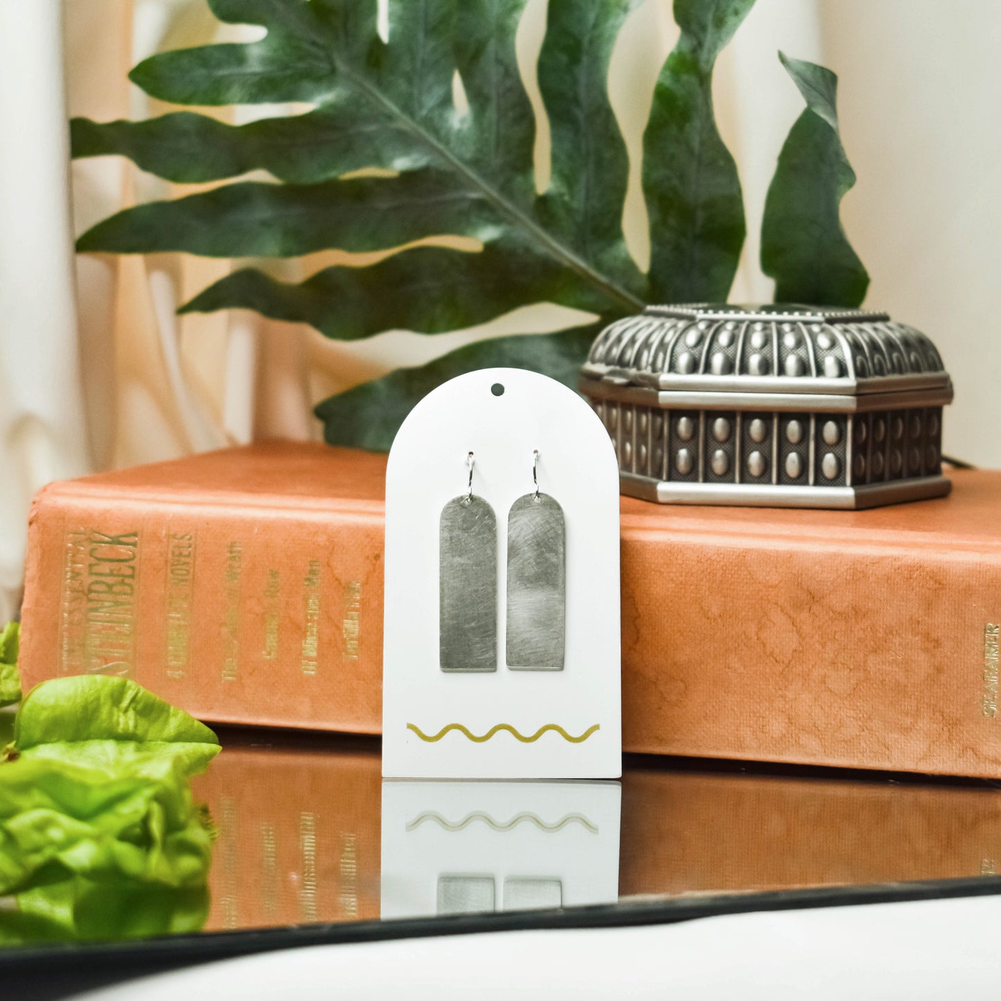 Simple Tall Arch Earrings